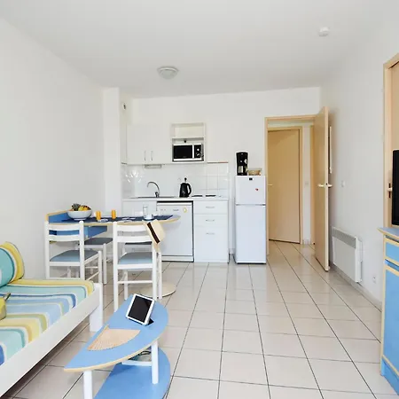 With Garden, Just 350 M From Beach Lejlighed *